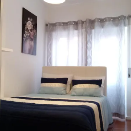 Chalas Bedroom Nazar Nazaré